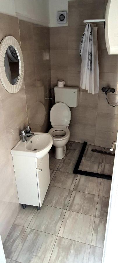 Holiday Home Jakov 比比涅 外观 照片