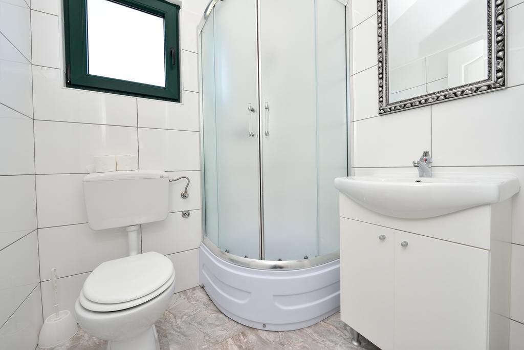Holiday Home Jakov 比比涅 外观 照片